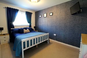 Bedroom- click for photo gallery